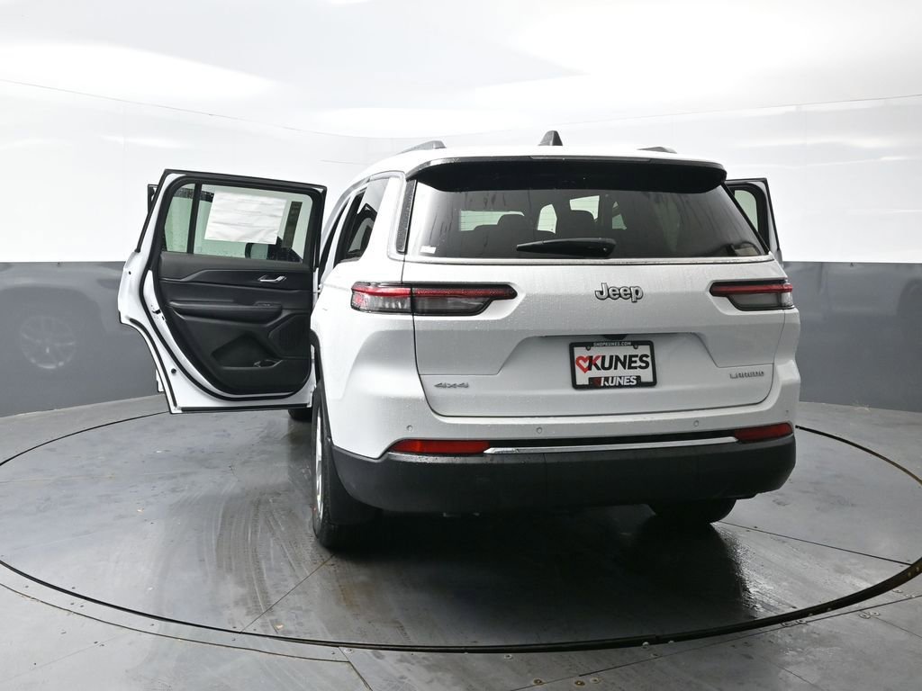 New 2026 Jeep Grand Cherokee L Laredo w/ Trailer Tow Package image 44