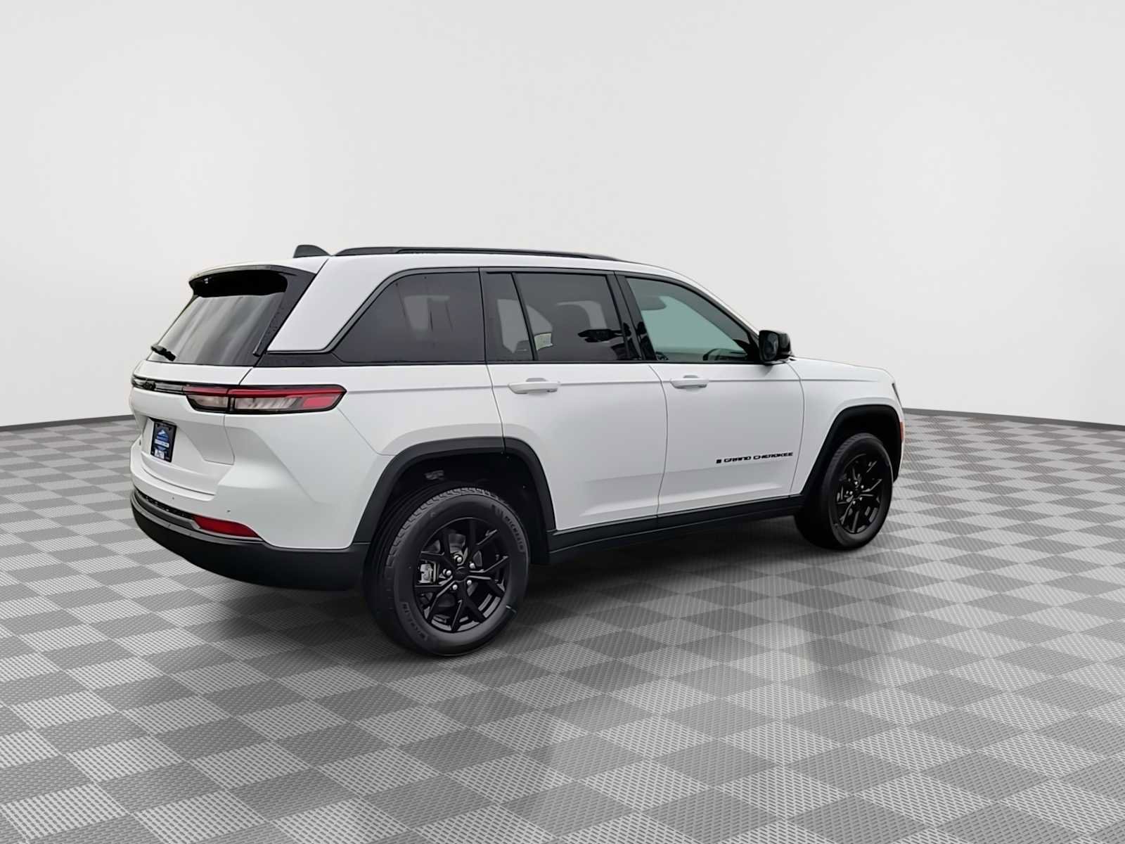 New 2026 Jeep Grand Cherokee Altitude image 8