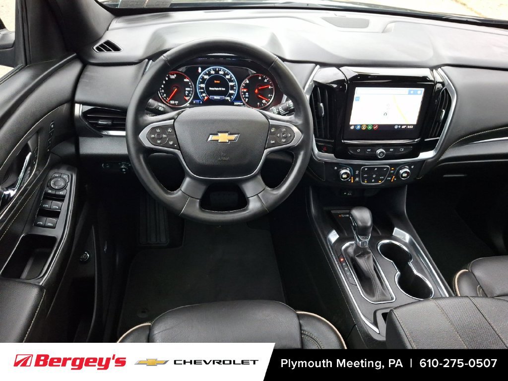 Used 2023 Chevrolet Traverse Premier FWD image 15