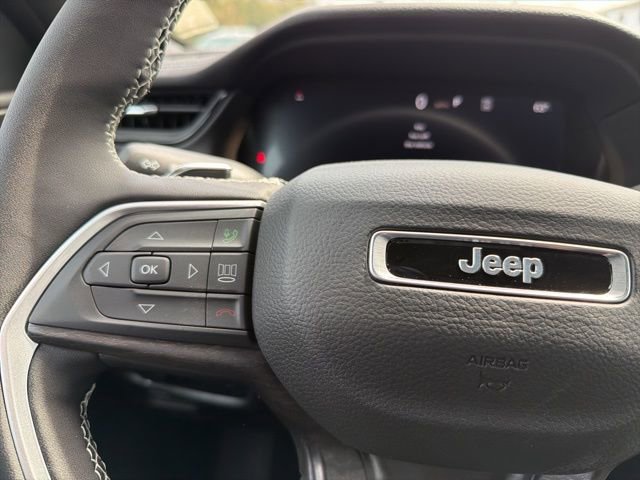 New 2026 Jeep Grand Cherokee Altitude image 21