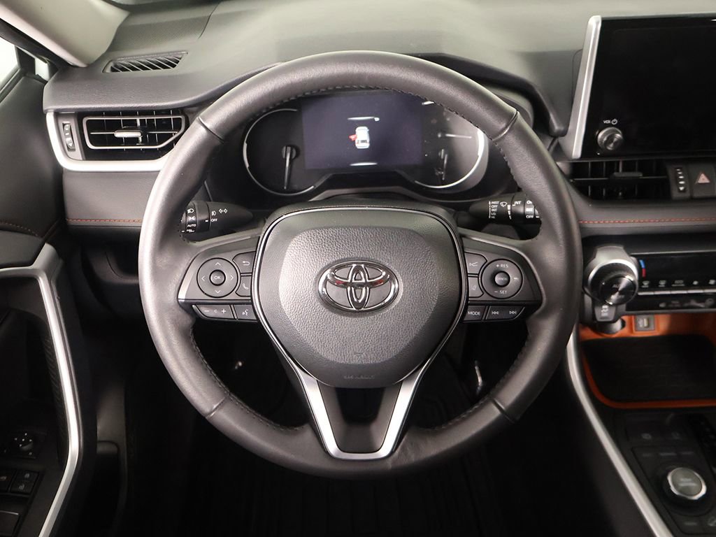 Used 2024 Toyota RAV4 Adventure image 33