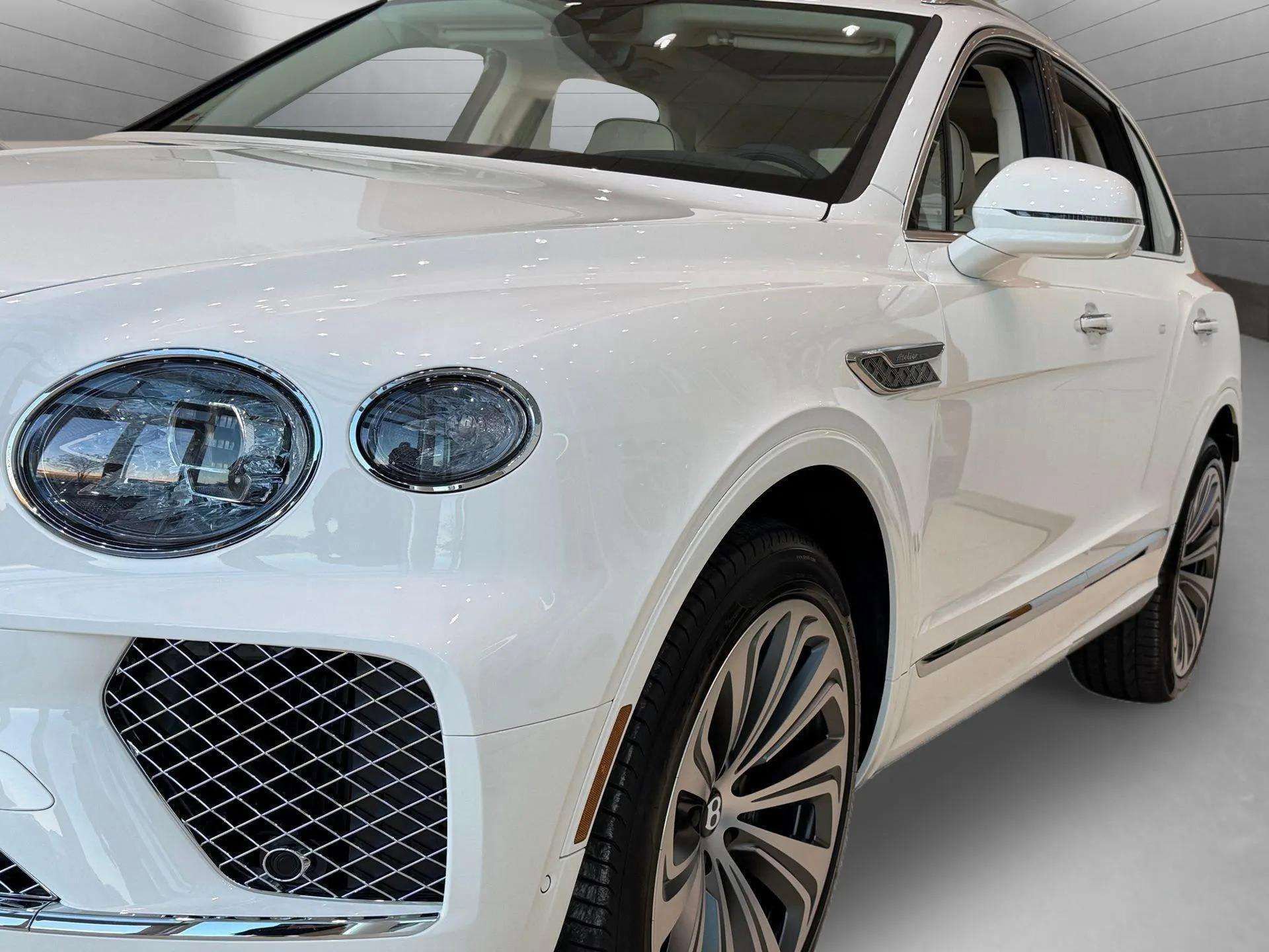 New 2025 Bentley Bentayga image 53
