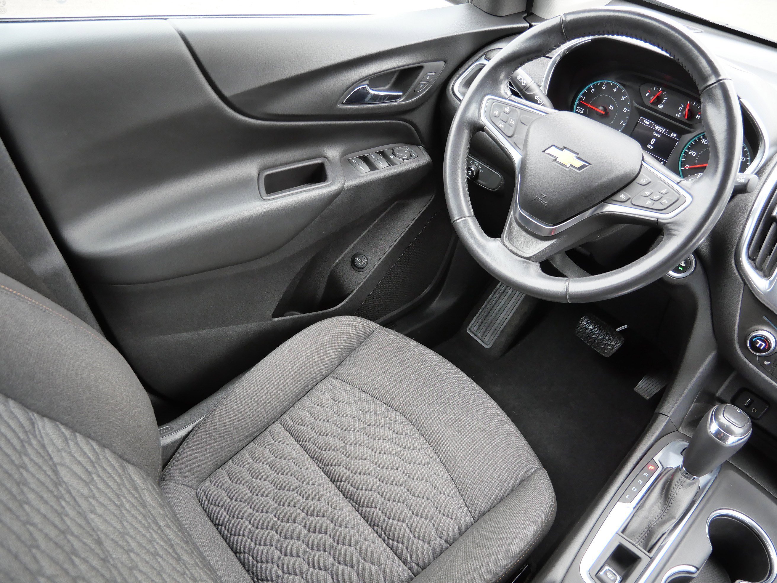 Used 2018 Chevrolet Equinox LT AWD/4WD image 8