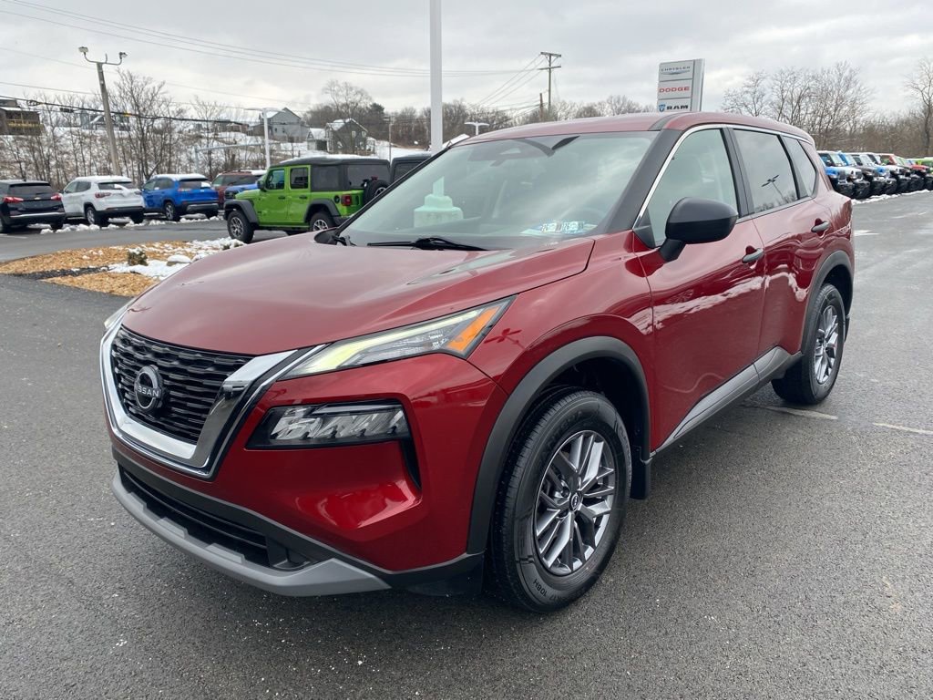 Used 2023 Nissan Rogue S image 7