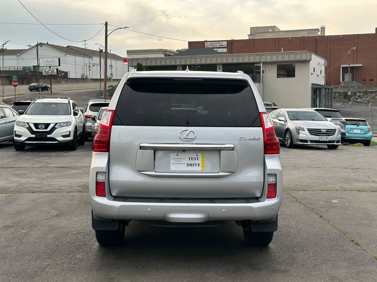 Used 2012 Lexus GX 460 w/ Comfort Plus Pkg AWD/4WD image 9