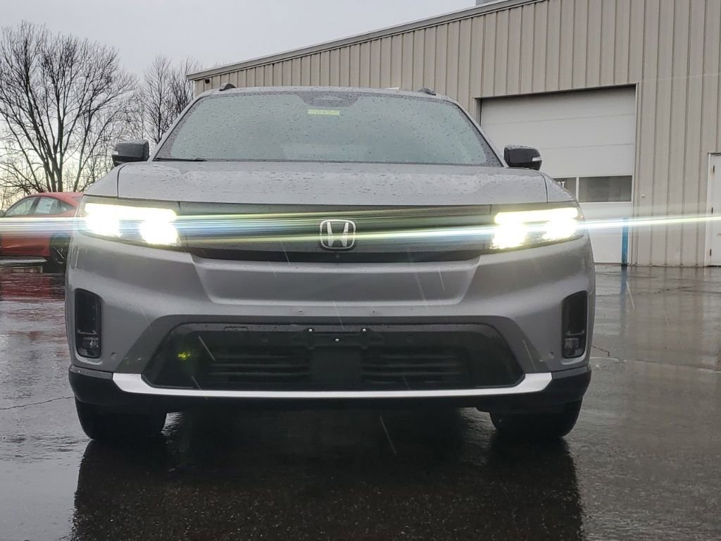 Used 2024 Honda Prologue Elite image 2