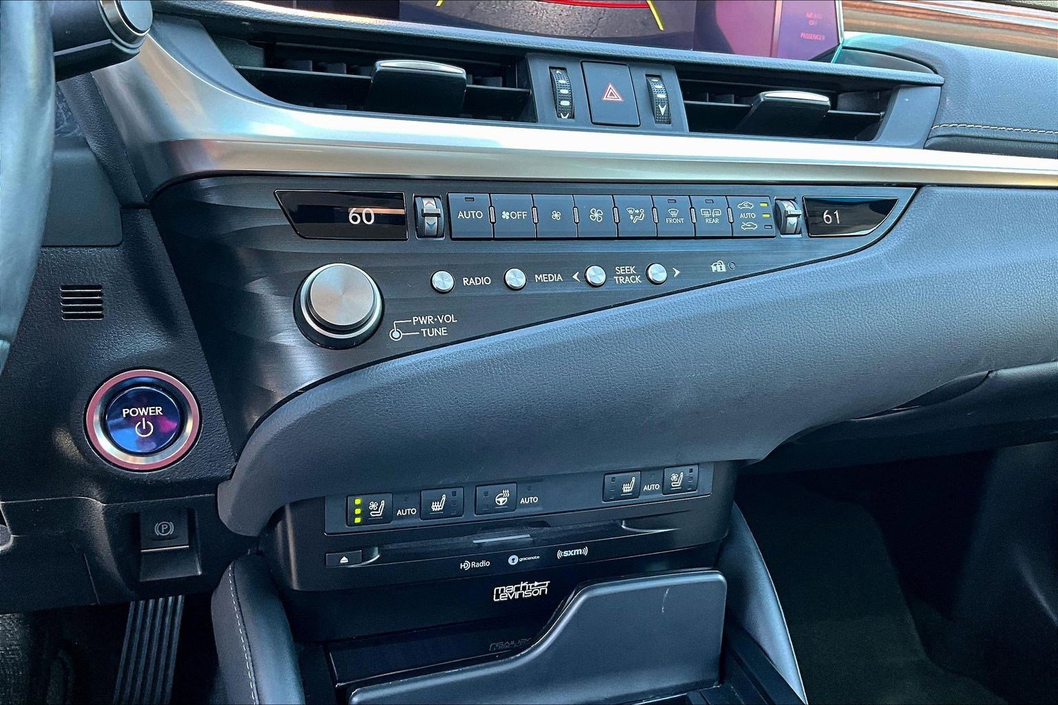 Used 2021 Lexus ES 300h w/ Premium Package image 15