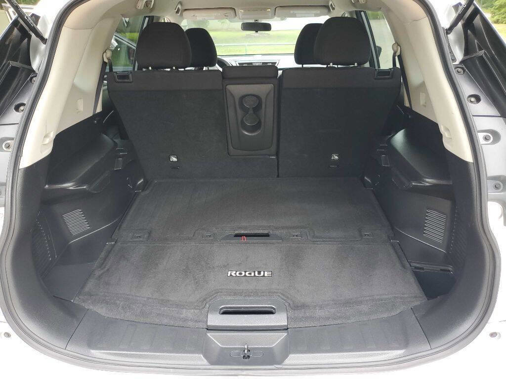 Used 2015 Nissan Rogue S AWD/4WD image 22