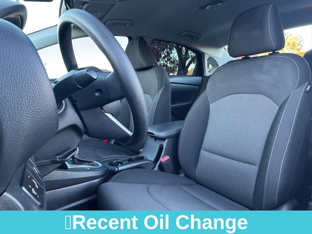 Used 2023 Kia Forte LXS w/ LXS Technology Package image 18