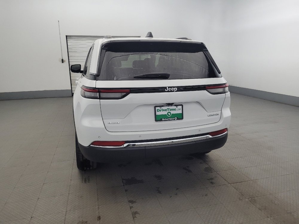 Used 2023 Jeep Grand Cherokee Limited w/ Trailer Tow Prep Group (B) image 6