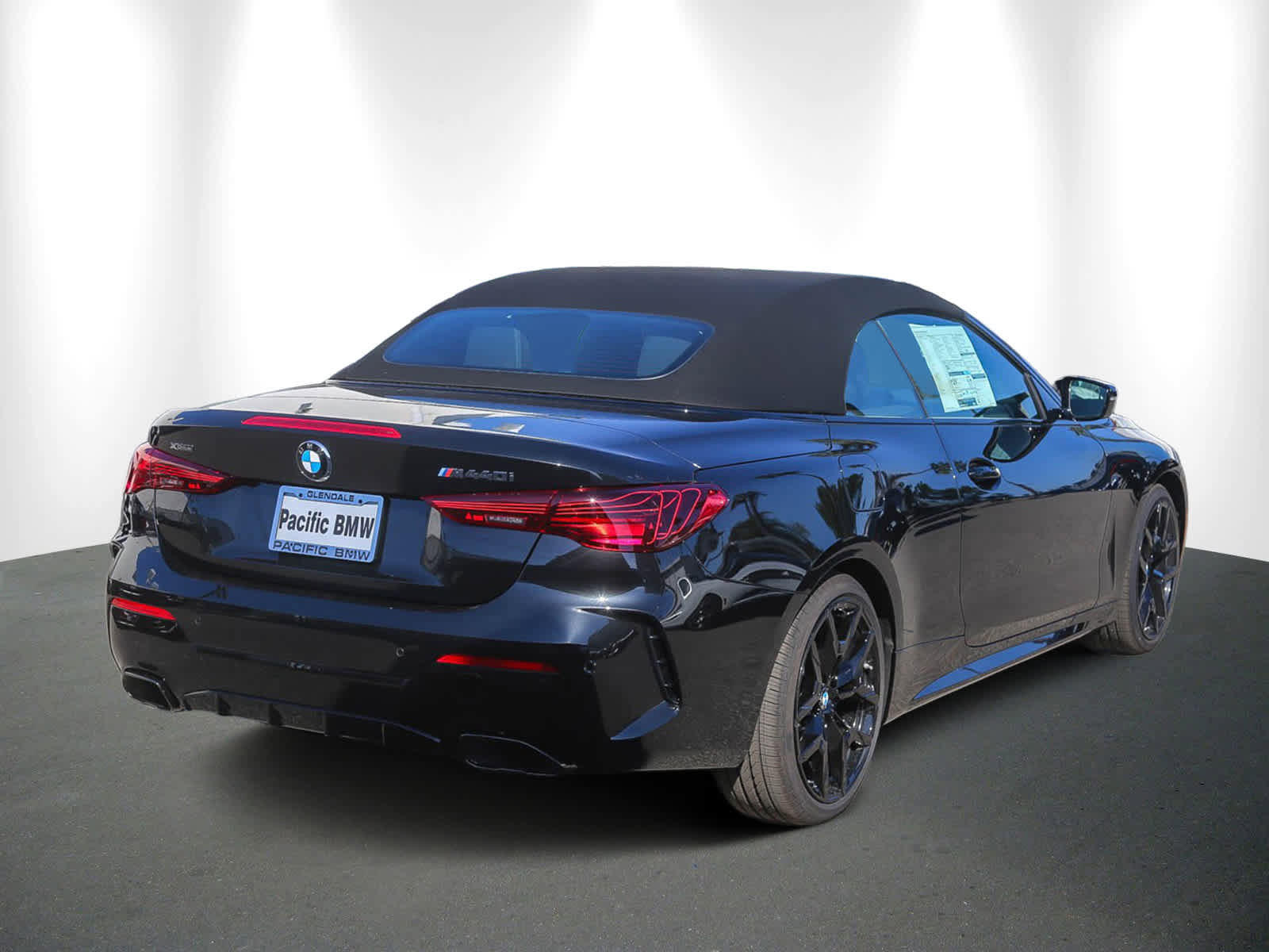 New 2026 BMW 440i xDrive Convertible w/ Premium Package image 6