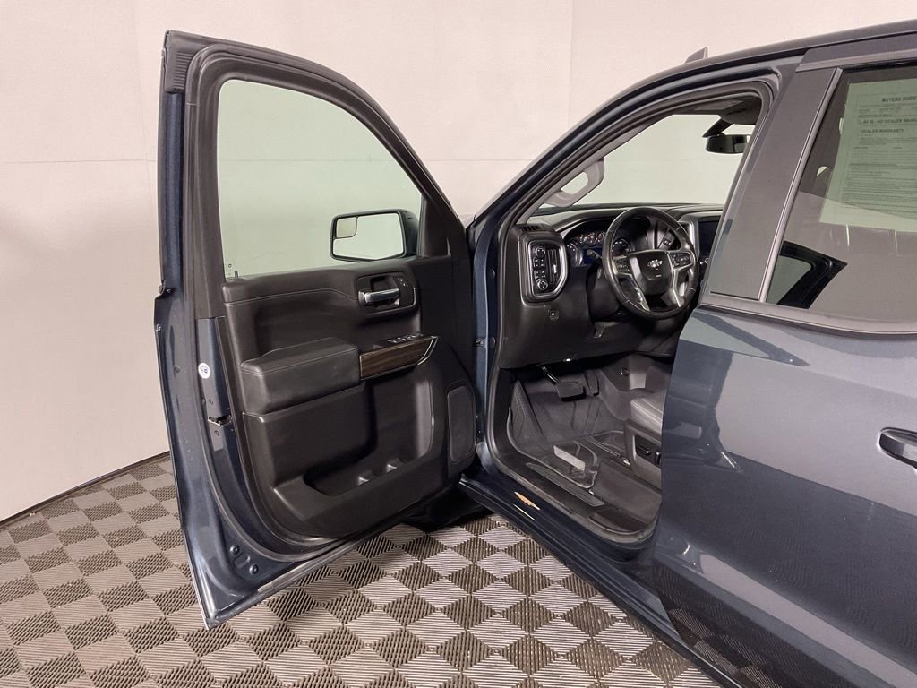 Used 2019 Chevrolet Silverado 1500 RST w/ All-Star Edition AWD/4WD image 17