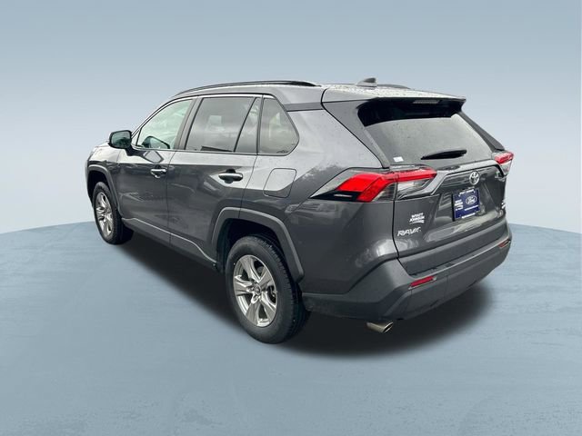 Used 2024 Toyota RAV4 XLE AWD/4WD image 6