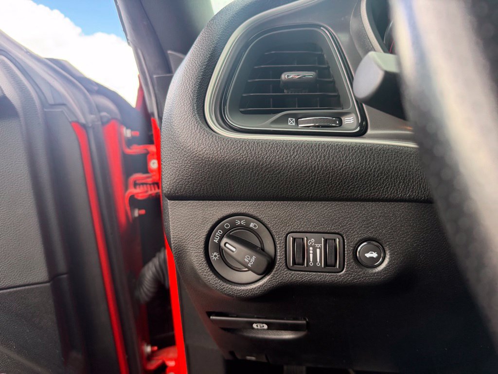 Used 2022 Dodge Challenger R/T Scat Pack RWD image 22