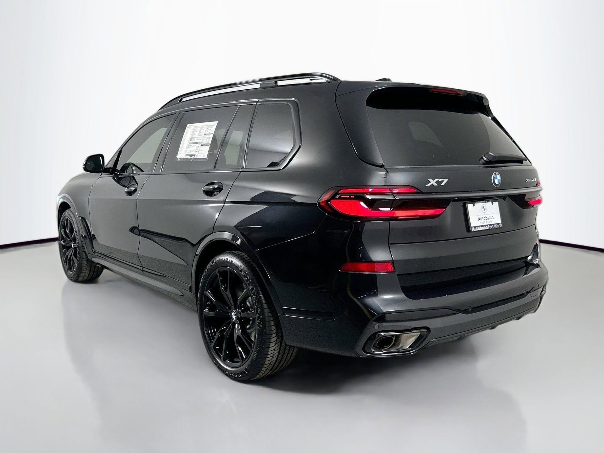 Certified 2026 BMW X7 xDrive40i w/ M Sport Package image 7