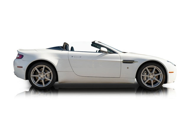 Used 2008 Aston Martin V8 Vantage Roadster 6-Speed image 2