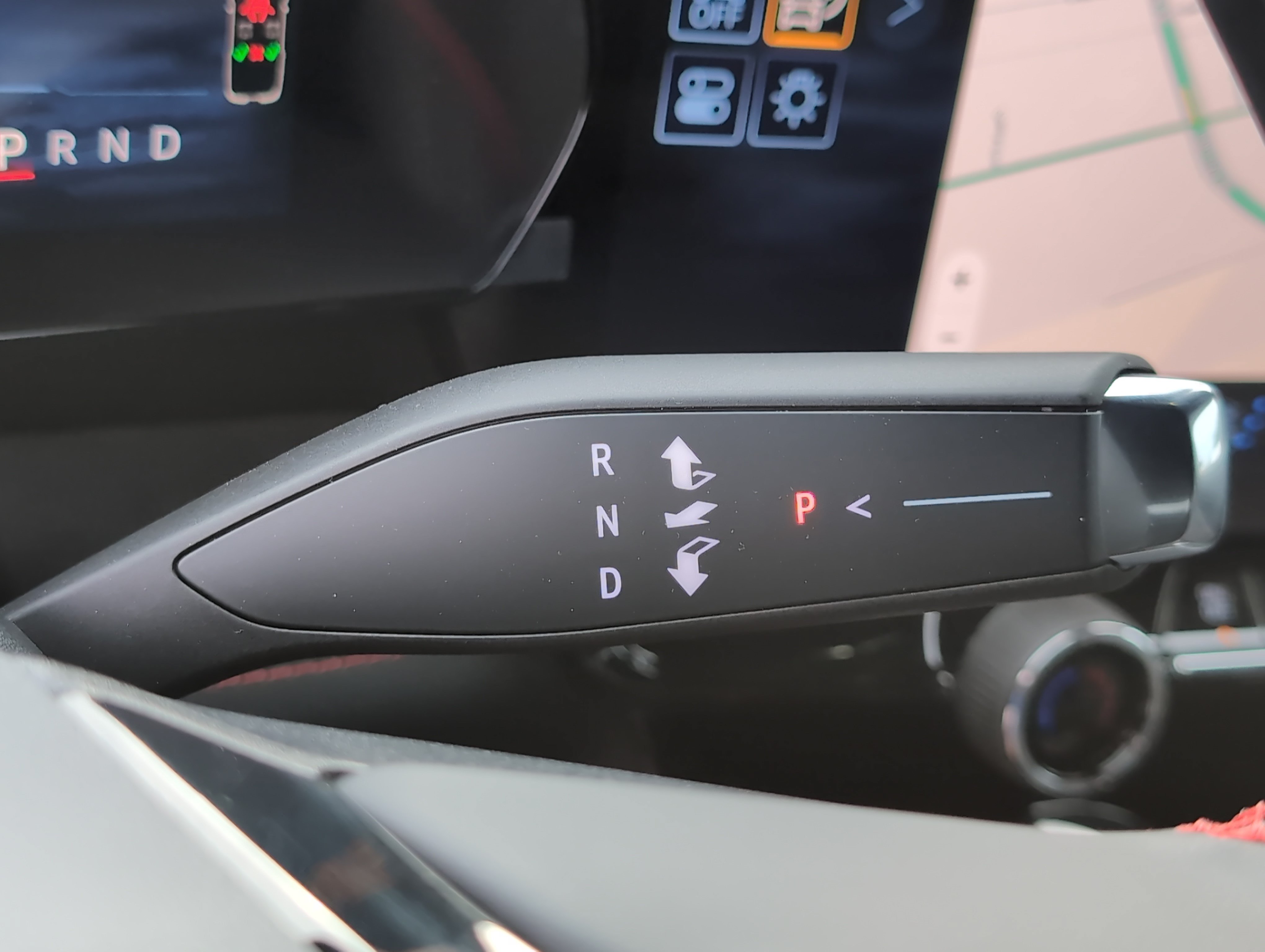 New 2025 Chevrolet Blazer EV RS RWD image 18
