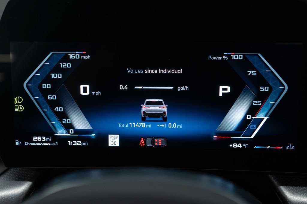Used 2026 BMW X1 M35i w/ Technology Package AWD/4WD image 18
