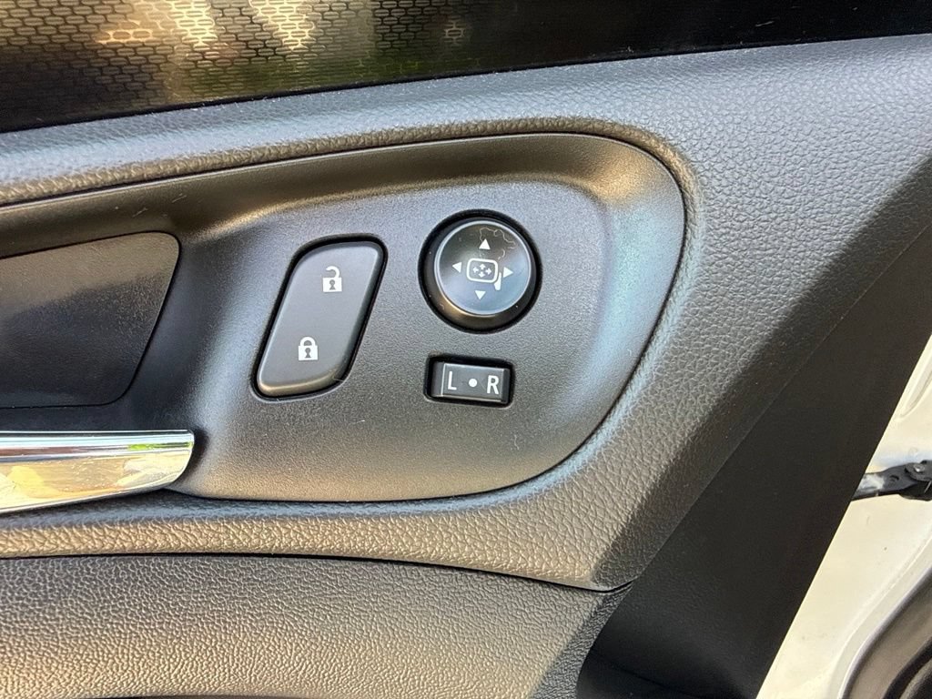 Used 2014 Buick Regal GS w/ Driver Confidence Package #1 FWD image 11