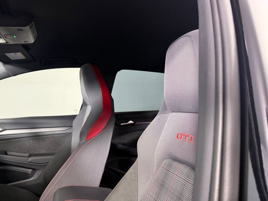 Used 2025 Volkswagen GTI S image 21