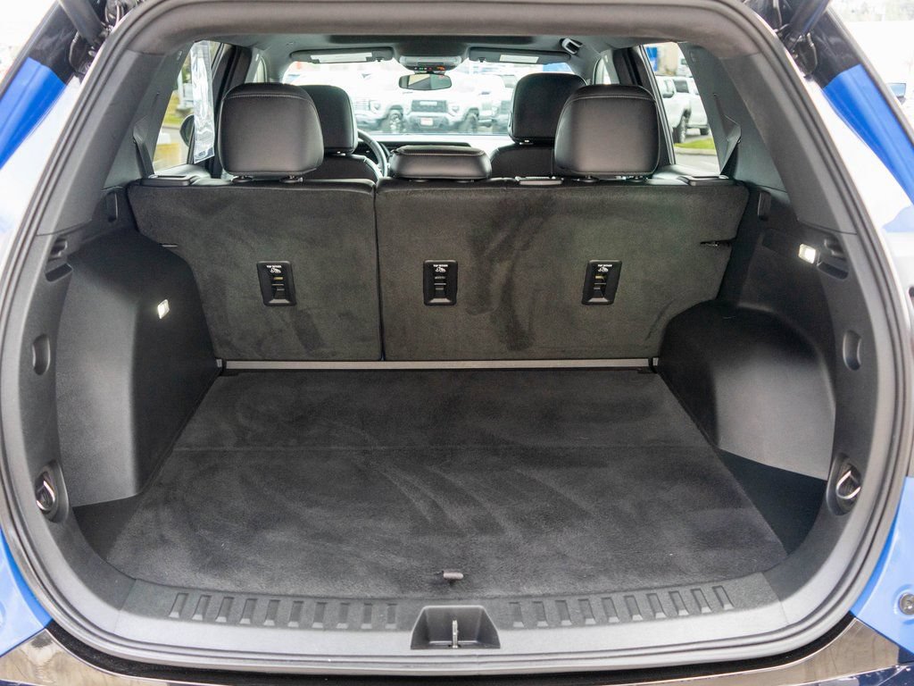 New 2026 GMC Terrain AT4 AWD/4WD image 33