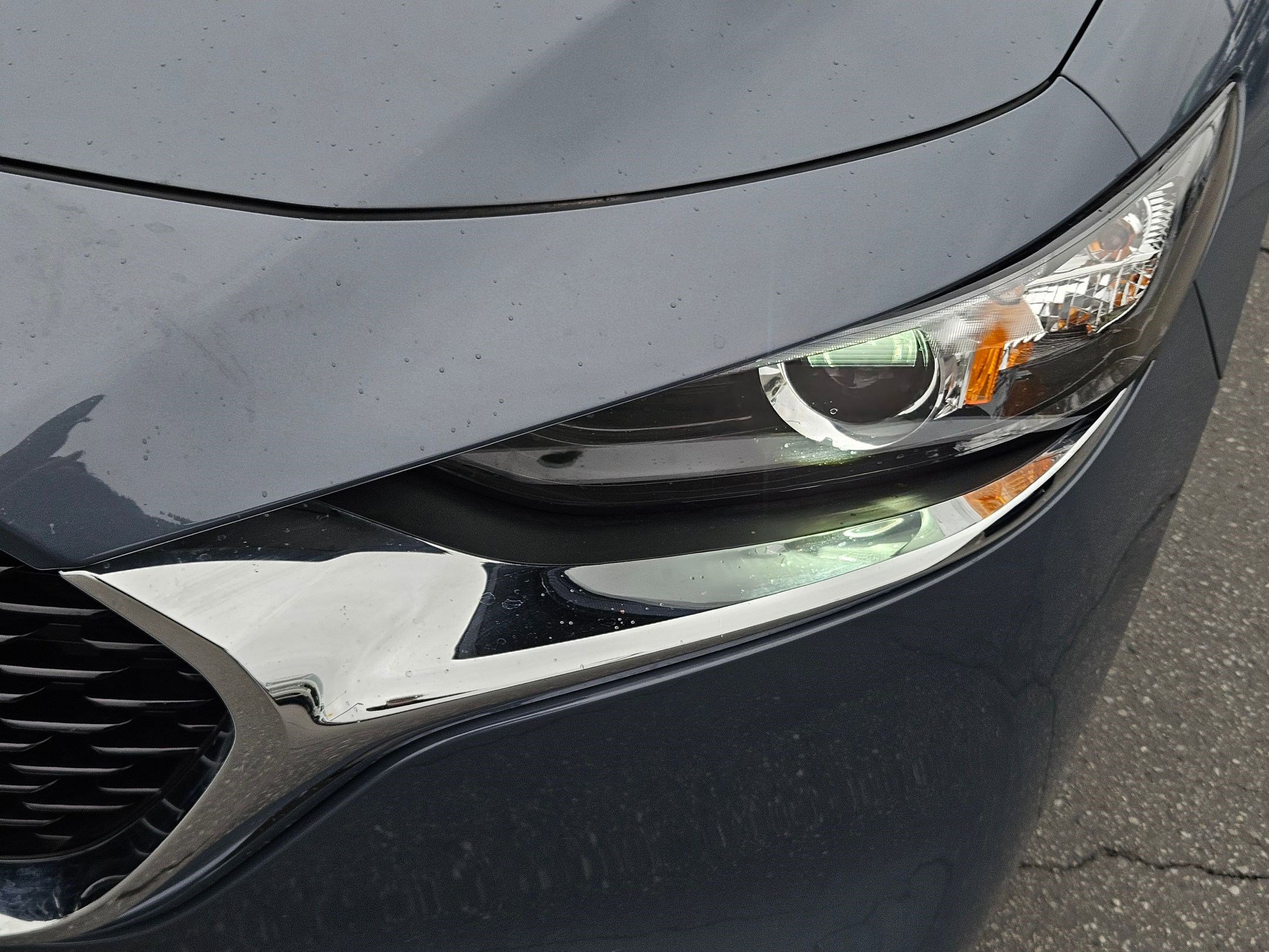 Used 2023 MAZDA MAZDA3 s image 13