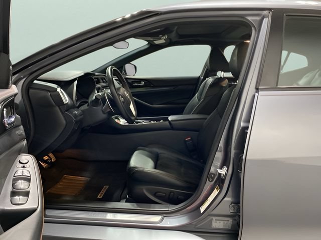 Certified 2023 Nissan Maxima SR w/ Sport Mat Group FWD image 10