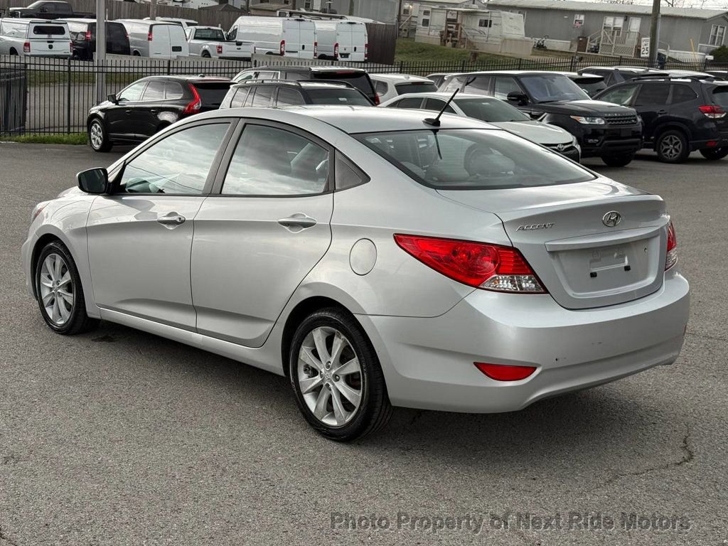 Used 2012 Hyundai Accent GLS w/ Premium Pkg 3 FWD image 5
