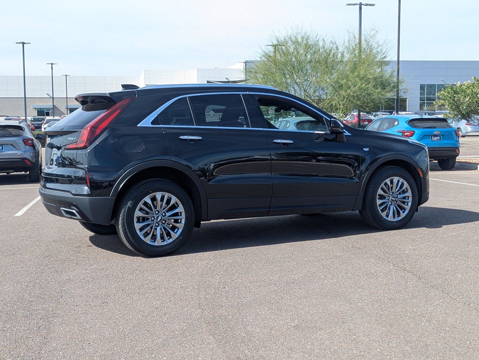 Certified 2024 Cadillac XT4 Premium Luxury image 5