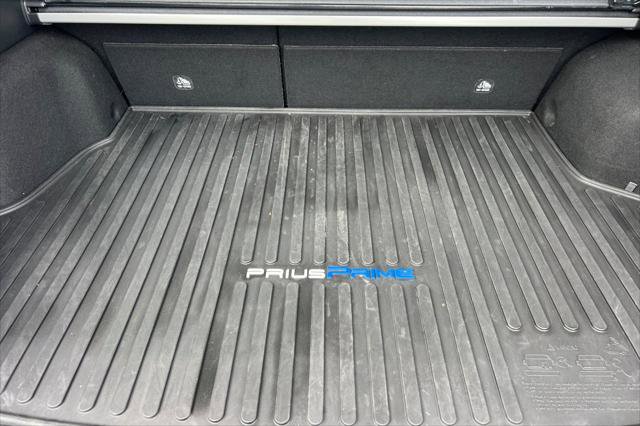Certified 2022 Toyota Prius Prime LE image 15