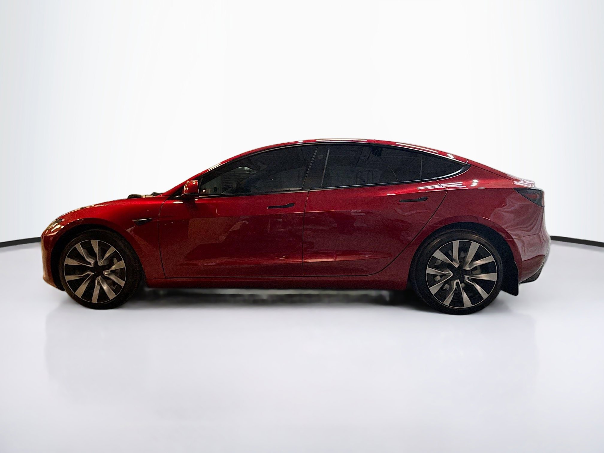 Used 2025 Tesla Model 3 Long Range image 4