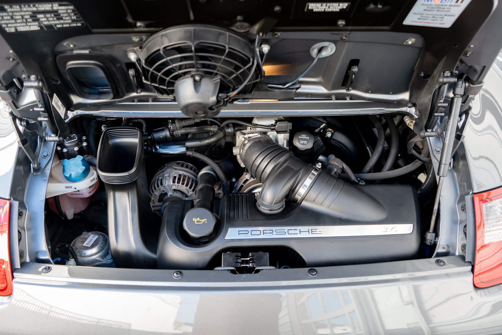 Used 2007 Porsche 911 Carrera RWD image 28
