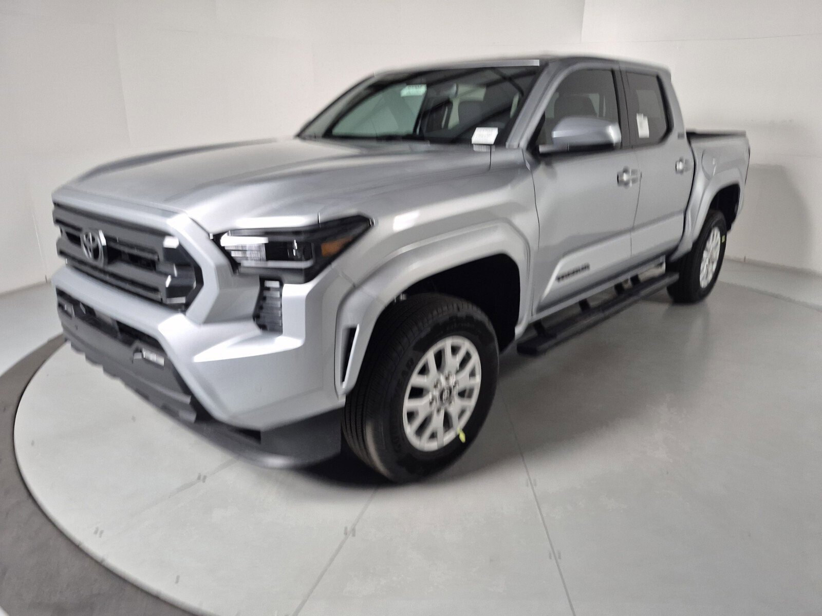 New 2026 Toyota Tacoma SR5