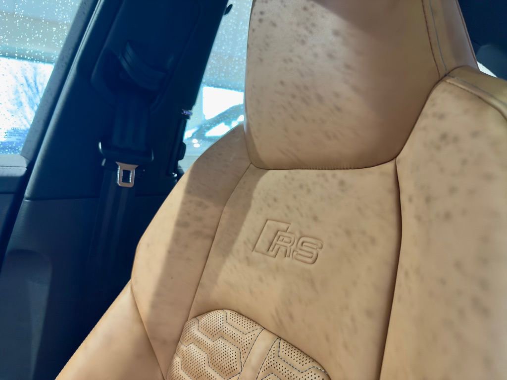 Used 2023 Audi RS 6 w/ Carbon Optic Package image 12