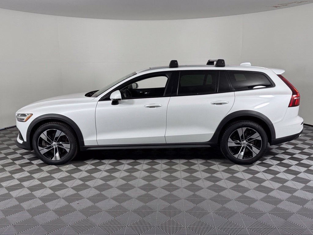 Used 2021 Volvo V60 T5 Cross Country w/ Climate Package AWD/4WD image 12
