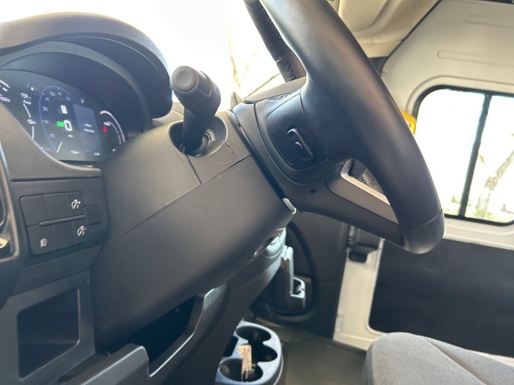 Used 2024 RAM ProMaster 3500 w/ Delivery Van Package FWD image 34