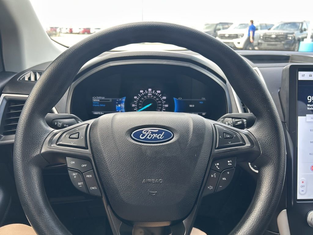 Used 2024 Ford Edge SE w/ Black Appearance Package AWD/4WD image 26