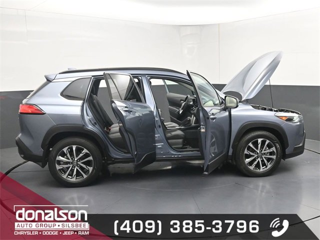 Used 2023 Toyota Corolla Cross XLE image 21