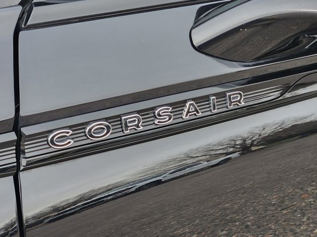 New 2025 Lincoln Corsair Reserve w/ Equipment Group 202A image 16