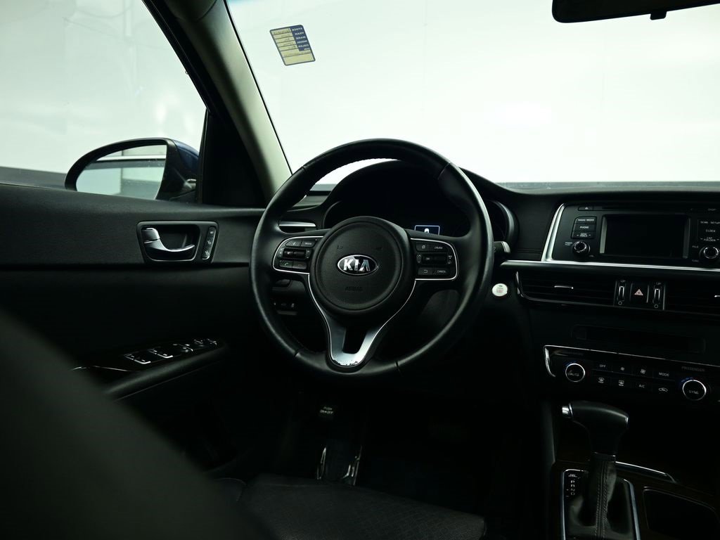Used 2016 Kia Optima EX image 7
