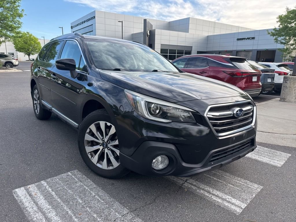 Used 2018 Subaru Outback 2.5i Touring image 1