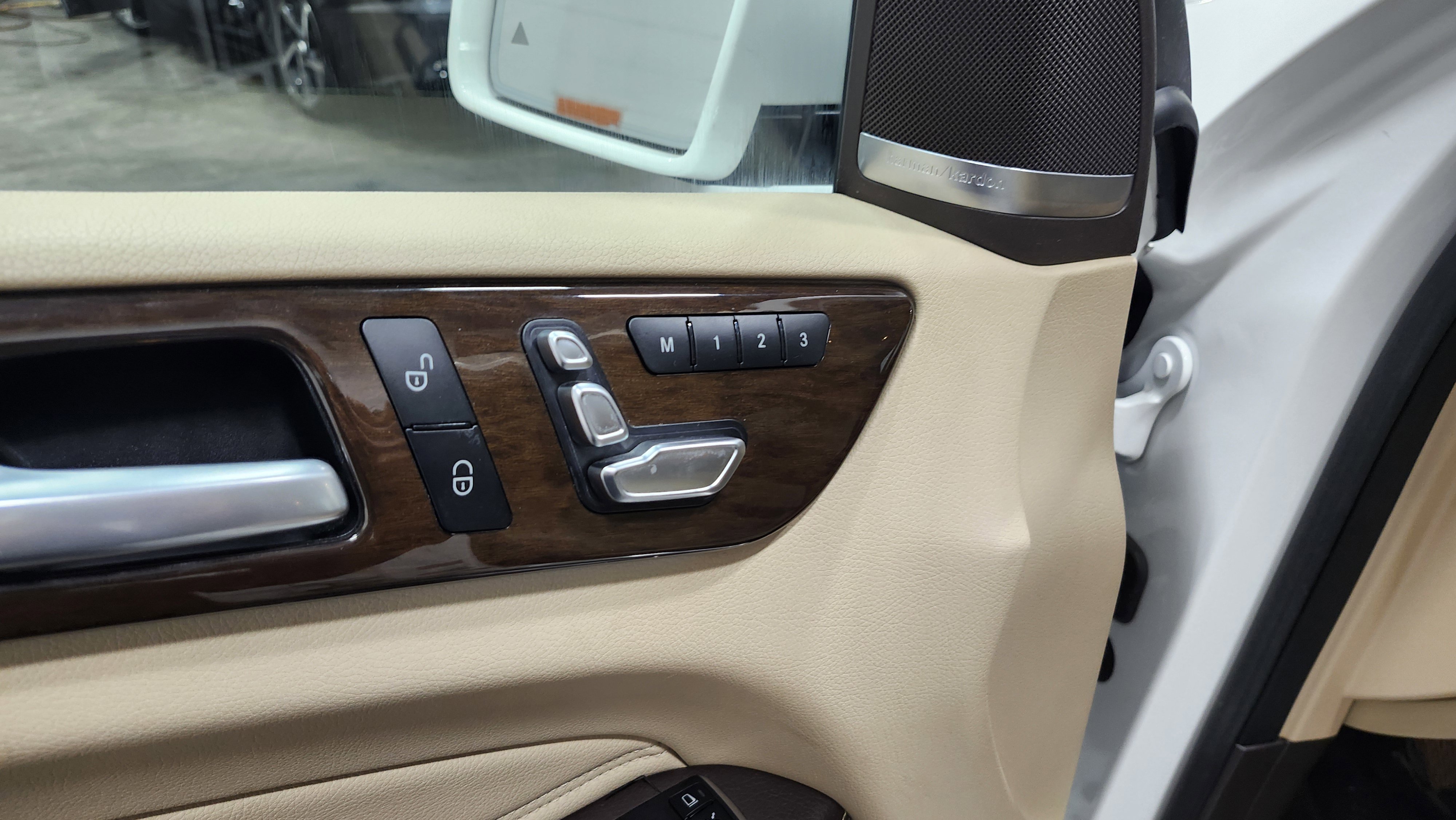 Used 2017 Mercedes-Benz GLE 350 4MATIC image 30