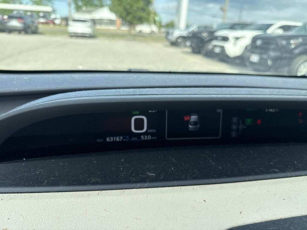 Used 2016 Toyota Prius Two image 14