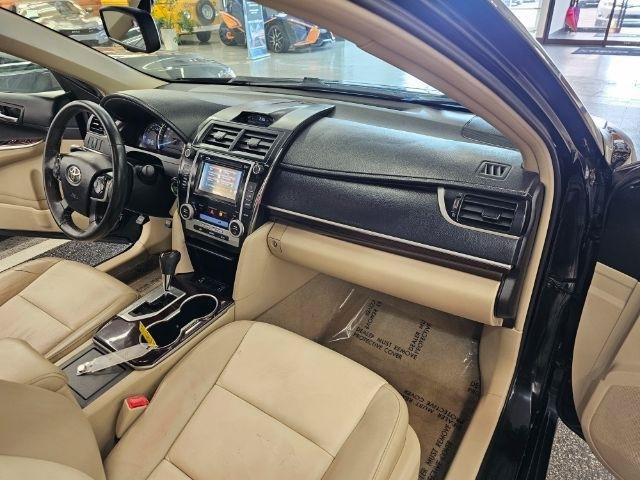 Used 2013 Toyota Camry XLE FWD image 9