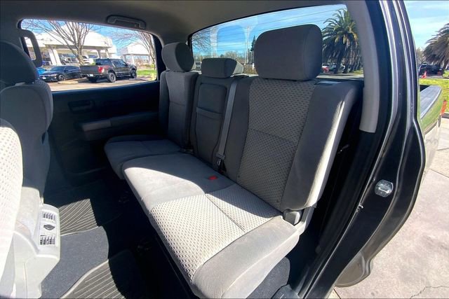 Used 2012 Toyota Tundra 4x4 CrewMax w/ Tow Pkg image 24
