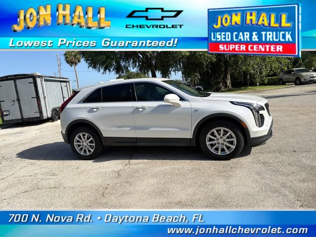 Used 2022 Cadillac XT4 Luxury w/ Driver Awareness Package FWD image 11