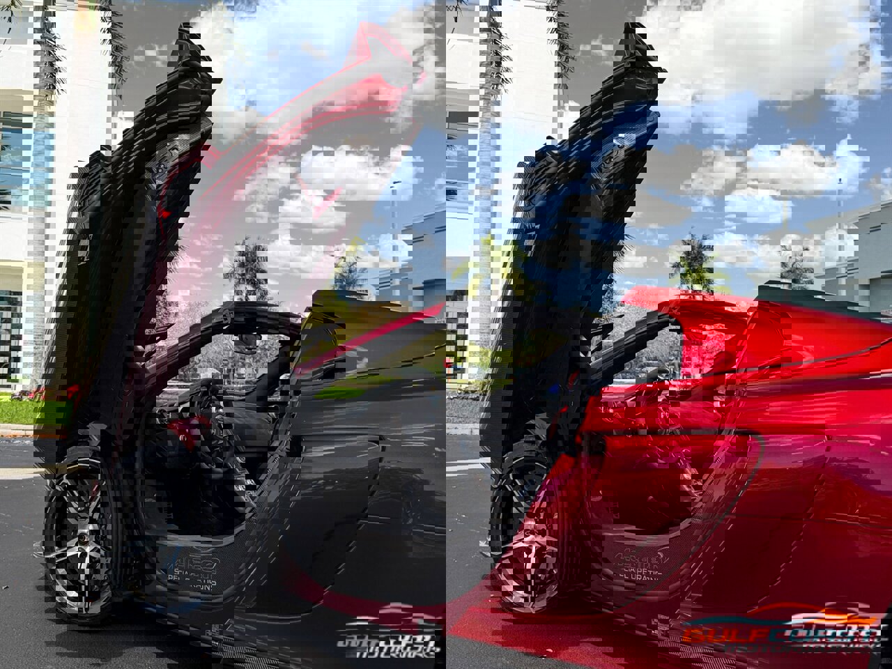 Used 2015 McLaren 650S Spider image 54