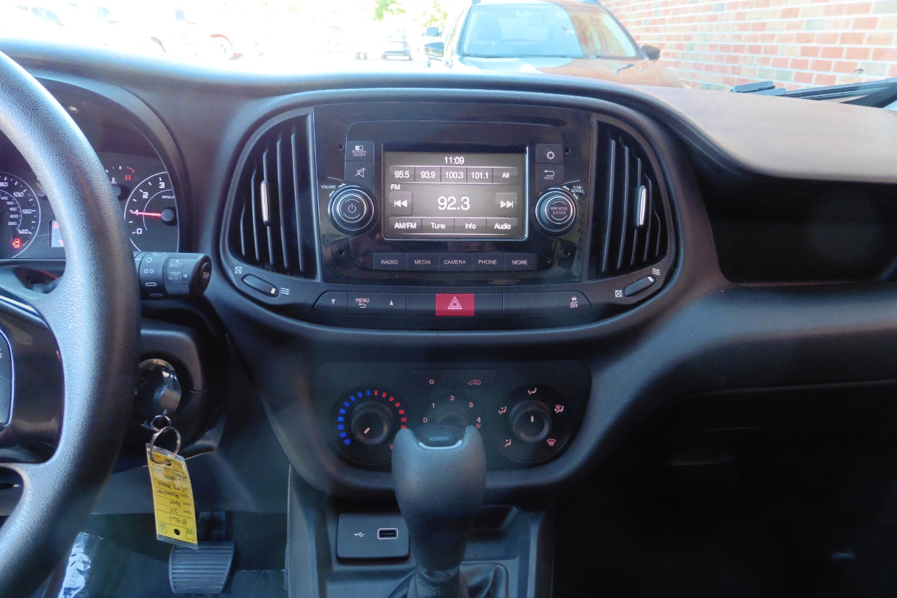 Used 2022 RAM ProMaster City Wagon image 9