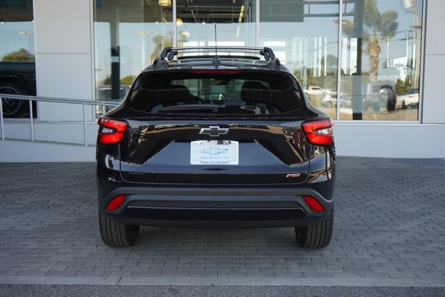New 2026 Chevrolet Trax RS w/ Sunroof Package FWD image 7