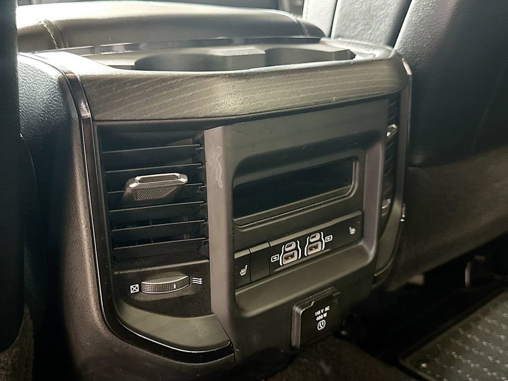 Used 2022 RAM 3500 Limited AWD/4WD image 26